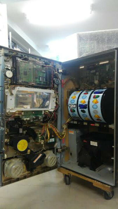 楽天市場】《家庭用パチスロ》ビートマニア☆KPE☆ コイン不要機付き 