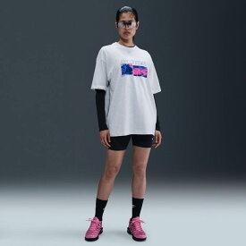 【2,000円OFFクーポン発行中】 ナイキ NIKE レディース スポーツ カジュアル ウェア トップス 半袖 Tシャツ Nike Sportswear IB7565 051