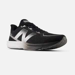 New Balance �j���[�o�����X DynaSoft Flash v7 �����j���O�V���[�Y MFLSH4BWD(�u���b�N/�z���C�g) 2026�N���f���I�I