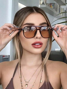 [ 812xł͂\ ] ANZT[ fB[X ACANZT[ t@bV̍r[j[tKl 1yAAAEghAł̎gpɓKĂ܂