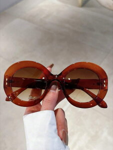 [ 812xł͂\ ] ANZT[ fB[X ACANZT[ 1 fB[X 傫߃Eh^ FKlAẴr[`oJXAAEghAAsɓKĂ܂