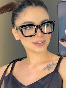 [ 812xł͂\ ] ANZT[ fB[X ACANZT[ 1/2 GKgȏpvX`bN JtȐ`̃CgOXAJWAȊዾAwZĊJ