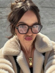 [ 812xł͂\ ] ANZT[ fB[X ACANZT[ 1 傫߃XNGAt[t@bVKlt[ gXyAg g nCGh \ fB[