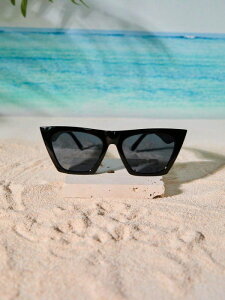 [ 812xł͂\ ] ANZT[ fB[X ACANZT[ 1 XNGAt[Y2KXg[gEFAt@bVOXApANX}X̊{AH~̏̃AEg