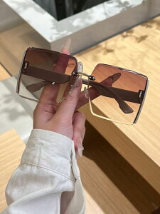 [ 812xł͂\ ] ANZT[ fB[X ACANZT[ 1 fB[X [Wt[ XNGA GKgt@bVOX zf[ r[`ANZT[AfB