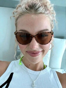 [ 812xł͂\ ] ANZT[ fB[X ACANZT[ 1 ȃt[ I[o LbgAC fB[Xt@bVKl g[^XVF {w~AX^C