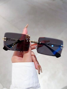 [ 812xł͂\ ] ANZT[ fB[X ACANZT[ 1yA EBY X XNGAt[ {w~At@bVTOX re[WVFCh r[`A