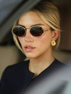 [ 812xł͂\ ] ANZT[ fB[X ACANZT[ 1 ȑȉ~`^t[t@bVOXAjZbNX g^KlAẴr[`oP[V