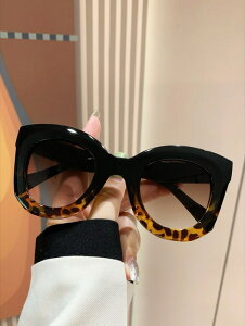 [ 812xł͂\ ] ANZT[ fB[X ACANZT[ Lڌ^t@bVOXAp[eB[ARX`[AMtgɂ҂A{w~AVF[hAr[`AN