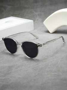 [ 812xł͂\ ] ANZT[ Y ACANZT[ 1 Lڃt[ ~j}Xg t@bVOXA^]AsAoP[VAẴr[`oP[VAAEg