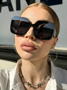 [ 812xł͂\ ] ANZT[ fB[X ACANZT[ t@bVTOX1yAAJWAAނAX|[cAr[`AsA^]AՒfAStAOANe