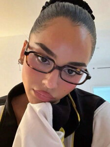 [ 812xł͂\ ] ANZT[ fB[X ACANZT[ gȃqEXNGAt[KlAfސAyʁAY2KX^CAX}[gtHANZT[Au[