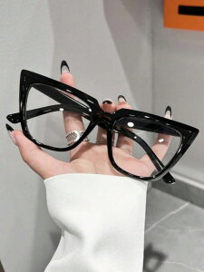 [ 812xł͂\ ] ANZT[ fB[X ACANZT[ t@bViuőprȃJWALbgAC^ዾ