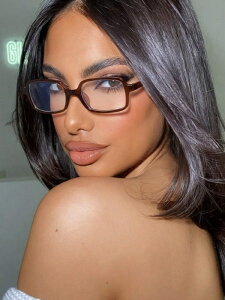 [ 812xł͂\ ] ANZT[ fB[X ACANZT[ 1g p ߒ` ~j}Xg uEKlAfC[gɓKĂ܂