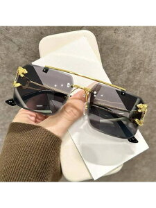 [ 812xł͂\ ] ANZT[ Y ACANZT[ 1yA Y t@bViu X _uubW KlAfC[EFAɓKĂ܂