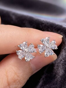 [ 8������12�����x�ł��͂��\�� ] �W���G���[ ���f�B�[�X �C���[�A�N�Z�T���[ 1�y�A S925 �X�^�[�����O�V���o�[ �L���[�r�b�N�W���R�j�A �l�t�̃N���[�o�[ �X�^�b�h�s�A�X�A�G���K���g�Ń~