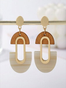 [ 812xł͂\ ] WG[ fB[X C[ANZT[ 1yA t@bViuŐꂽؐsAXA̓풅ɓKĂ܂