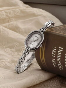 [ 812xł͂\ ] rv fB[X NH[c 1 pGKgOWA[A[eBXeBbN NH[cuXbgrvAfC[EFAɓKĂ܂