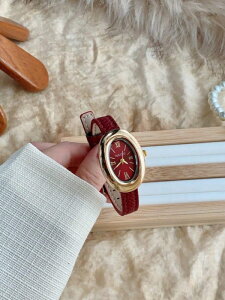 [ 812xł͂\ ] rv fB[X NH[c 1 fB[X I[o [} JWA GKg NH[crvAfC[EFAɓKĂ܂