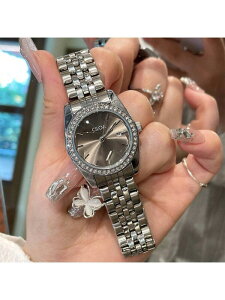 [ 812xł͂\ ] rv fB[X NH[c 1 t@bViunCGh{̃_ChJ_[hNH[c fB[XrvAfC[EFAɓK