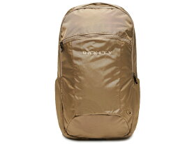 【マラソン期間限定クーポン付き！】オークリー OAKLEY Essential Backpack M 6.0 ブラウン スポーツ バックパック リュック FOS900983-30W