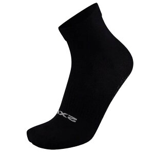 2XU パフォーマンス クルー グリップソックス ツータイムズユー ブラック/ホワイト UQ7356E-BLKWHT