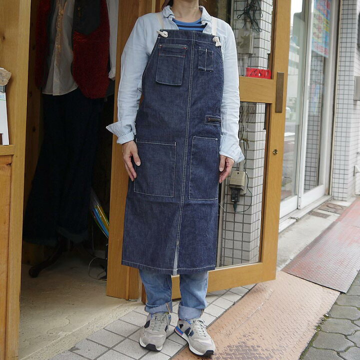 楽天市場 デニムエプロン Japan Blue Jeans ジャパンブルージーンズ エプロン ジーンズ 雑貨 カフェエプロン レディース メンズ ユニセックス ワークウエア ガーデニングウェア 土いじり 家庭菜園ウエア 作業服 Jbap01 岡山デニム Squeeze Coconuts