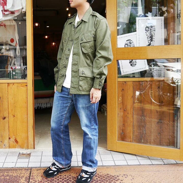 楽天市場 バズリクソンズ Buzz Rickson S ミリタリージャケット メンズ ミリタリーシャツ アメリカ軍 トロピカル コンバット ジャケット Br 日本製 東洋エンタープライズ アメカジ コーデ 世田谷ベース Squeeze Coconuts