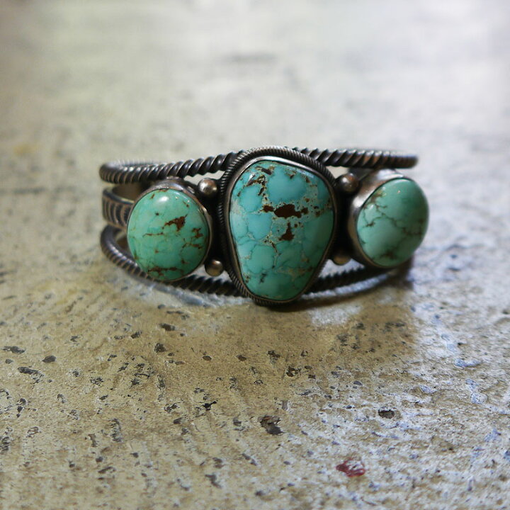 楽天市場】ターコイズ バングル ブレスレット モレンシー 鉱山 天然石  
