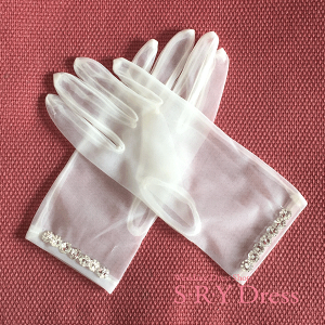 日本製 ウェディンググローブ ウェディング グローブ ショートレース ビジュー オーガンジ 手袋 花嫁 ウエディングドレス 二次会ドレス ブライダル 送料無料 GS-120