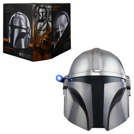 Star Wars Black Series Mandalorian Electronic Helmet スターウォーズ マンダロリアン ブラック シリーズ エレクトロニック ヘルメット 光る ライト starwars ハロウィン 仮装 変装 アメリカ［並行輸入品］