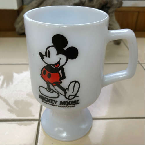 Federal Footed Mug Mickey Mouse White タイプ2 フェデラル フッテッド マグ ミッキーマウス マグカップ  ホワイト 中古 海外輸入中古品 マグカップ USA ビンテージ アメリカ ミルクグラス ディズニー Milk Glass ミルクグラス | STAB  