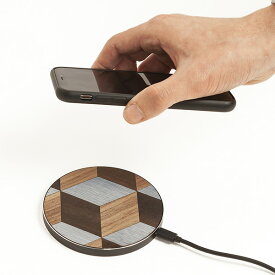 WOOD'D Made in ITALY.BLOCK　Wireless Charger スマホ置くだけ充電器・ワイヤレス充電デスク周りを華やかに[ウッド 天然木 アイフォーン　ワイヤレスチャージャー イタリア製 寄木風 ]