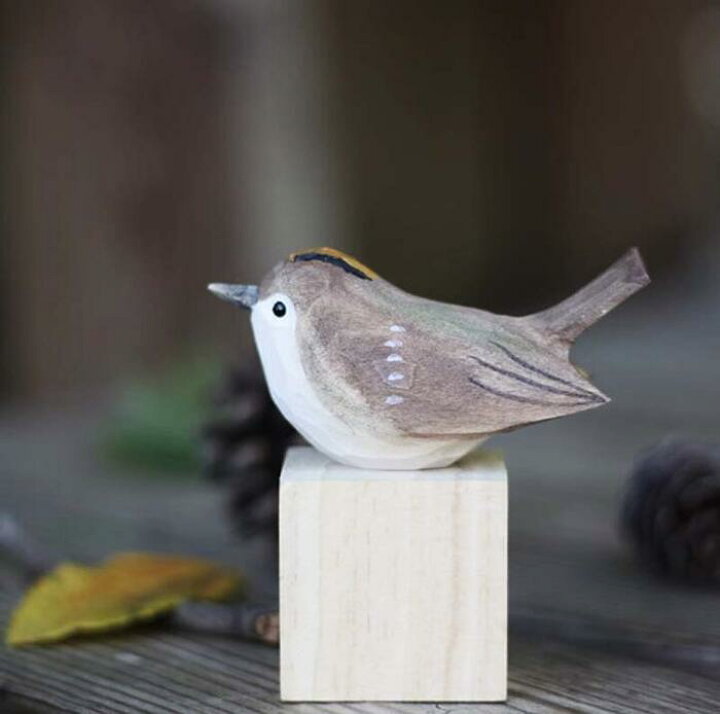 楽天市場】小鳥 置き物 手作り 木製 彫刻 キクイタダキ スズメ 装飾 鳥 