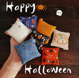 ミニチュア ハロウィン クッション ドール用 ドールハウス 1/6 1/12 スケール 布製 手作り ハンドメイド BJD ブライス オビツ11 撮影小物 背景小物 インテリア 雑貨 飾り ディスプレイ 小道具 おしゃれ かわいい 刺繍 パンプキン おばけ コウモリ ホラー モチーフ