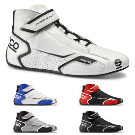 楽天市場 4 輪 レーシング シューズの通販