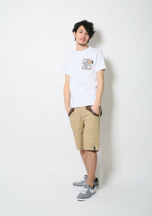 楽天市場 トムティージュニア Tomtjunior Tシャツ 半袖 ボタニカル柄 葉柄 花柄 ホワイト 夏男 メンズ プリント クルーネック トップス カレッジロゴ ティーシャツ ロゴt キレイ目 アメカジ ストリート アクティブ 夏 人気 ブランド 30代 40代 50代 カジュアル おしゃれ