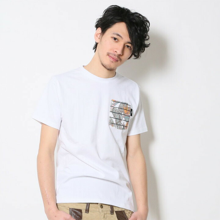 楽天市場 トムティージュニア Tomtjunior Tシャツ 半袖 ボタニカル柄 葉柄 花柄 ホワイト 夏男 メンズ プリント クルーネック トップス カレッジロゴ ティーシャツ ロゴt キレイ目 アメカジ ストリート アクティブ 夏 人気 ブランド 30代 40代 50代 カジュアル おしゃれ