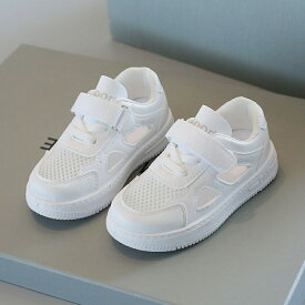 運動靴 女の子男の子 キッズシューズ ダンス スニーカー スニーカー スポーツ靴 ダッドスニーカー ランニングシューズ メッシュ カジュアルシューズ 履きやすい 小学生 通園 通学 練習 キッズダンス衣装 通気性 遠足 春夏秋冬 白 15.5cm~22cm