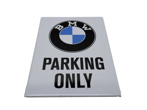 BMW PARKING ONLY }OlbgXebJ[ }OlbgV[g