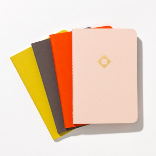 アレキサンダー ジラルドのデザインの無地のノートブック 正規取扱店 Vitra ヴィトラ 爆売り 即納 - ノートブック Notebooks Softcover Pocket