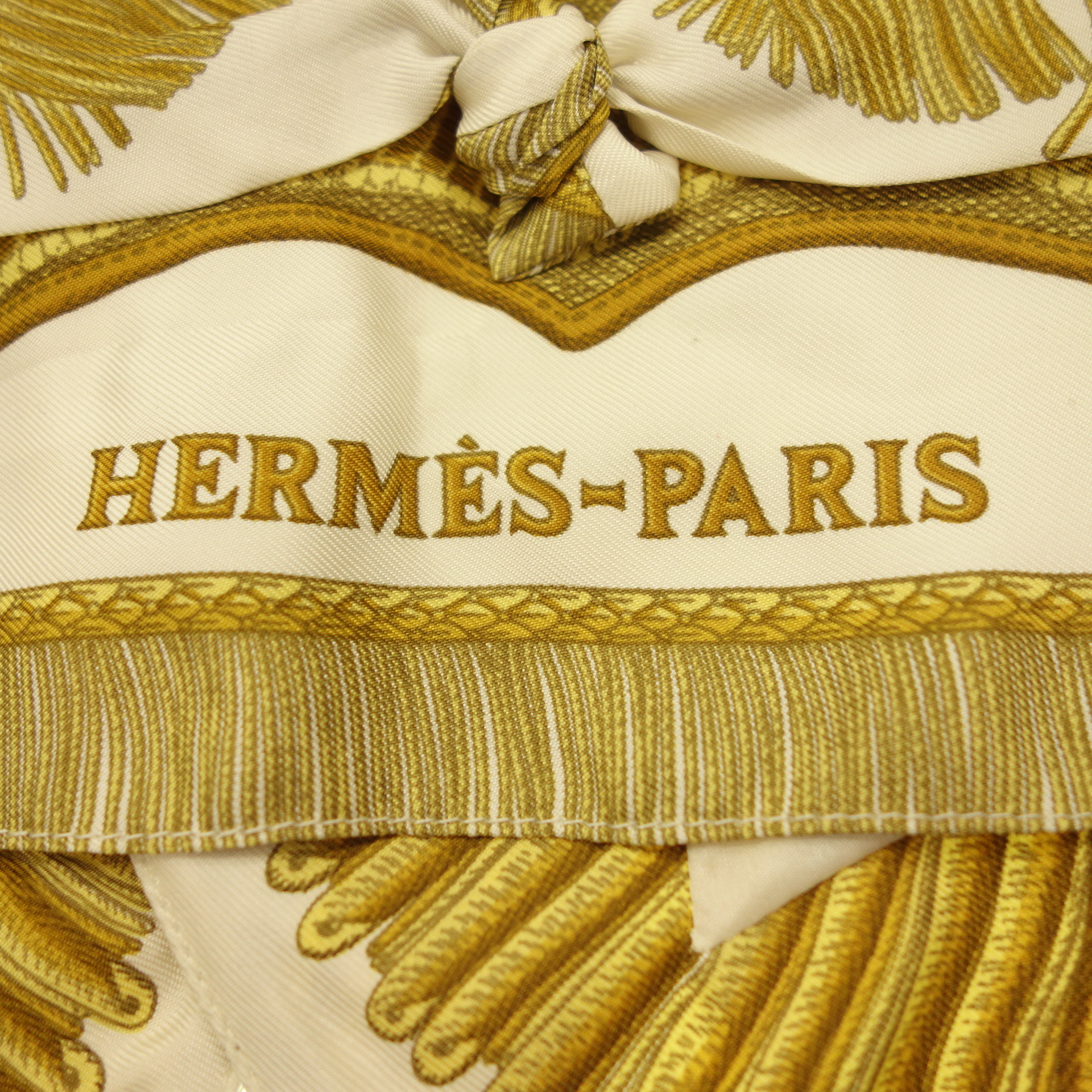 エルメス ベスト シルク 総柄 ゴールド系 メンズ サイズ48 HERMES【AFB51】【中古】 | ストックラボ