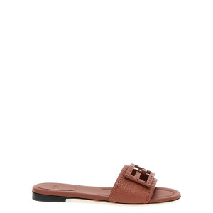 FENDI �t�F���f�B ���f�B�[�X �T���_�� 8R8136AQY2F1STQ 'Baguette' slides Brown IT35 IT351/2 IT36 IT361/2 IT37 IT371/2 IT38 IT381/2 IT39 IT391/2 IT40 IT401/2 IT41 IT42 371/2 381/2 361/2 36 37 37.5 38 38.5 39 40 41 35 35.5 36.5 39.5 40... �y��