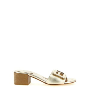 FENDI �t�F���f�B ���f�B�[�X �T���_�� 8R8862AY1RF0VF1 'Baguette' slides Gold 361/2 371/2 381/2 36 37 38 39 40 41 35 36.5 37.5 38.5 �y���������E�֐ō��z