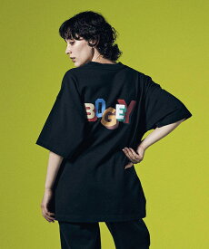 【公式】【SALE/20%OFF】 ペンギン バイ マンシングウェア GRAPHIC PRINT T-SHIRT / グラフィックプリントTシャツ ユニセックス バックプリント メンズ レディース ゴルフ ウェア 半袖シャツ スポーツ ブランド 新規セール 2023年秋冬モデル MLMWJC02