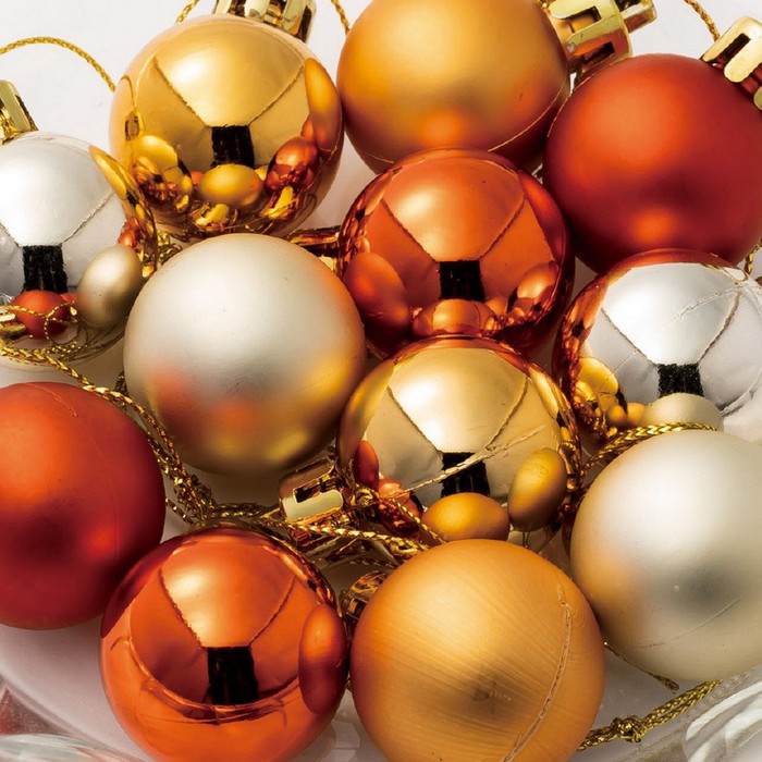 選ぶのも楽しい多彩なカラーと質感のボールが勢揃い クリスマス 飾り クリスマスツリー オーナメント コッパー 3cmゴールド オーナメントボール ご注文で当日配送 24個クリスマス 大規模セール