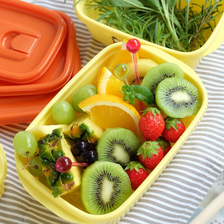 楽天市場 保存容器 スヌーピー フラップ付き コンテナ 400ml 2個セット スヌーピー 保存容器 プラスチック 食品 おかず 作り置き 離乳食 保存 アウトドア 保存容器 収納 プラスチック シール容器 おすすめ おしゃれ かわいい 人気 ラストロ 丸福商店