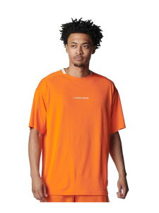 UNDER ARMOUR(�A���_�[�A�[�}�[)UA TECH STREET QUEST SHORT SLEEVE T-SHIRT