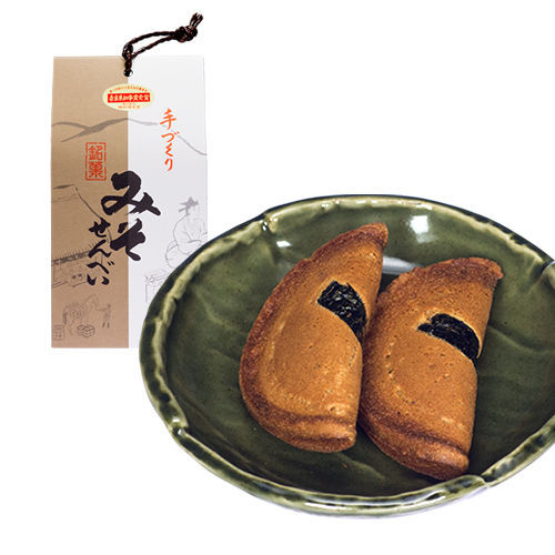 奈良のお土産 大人気! 毎日続々入荷 お祝い 法事 奈良のお土産定番商品 奈良産“五徳みそ”を生地に練り込み焼き上げた香ばしいせんべいです 15枚入り お土産に最適 みそせんべい