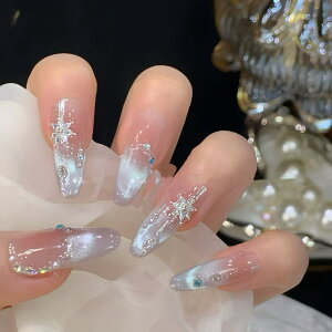 送料無料 ネイルチップ 10枚入り キャットアイ ラインストーン 雪 キラキラ ブルー ロング 透明 貼るネイル つけ爪 淡い アートチップ デザインチップ 付け爪 結婚式 披露宴 成人式 ウエディ